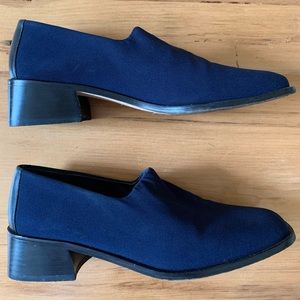 Donald J Pilner navy block heels